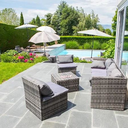 Modern With Swimming Pool Lake Access Villa